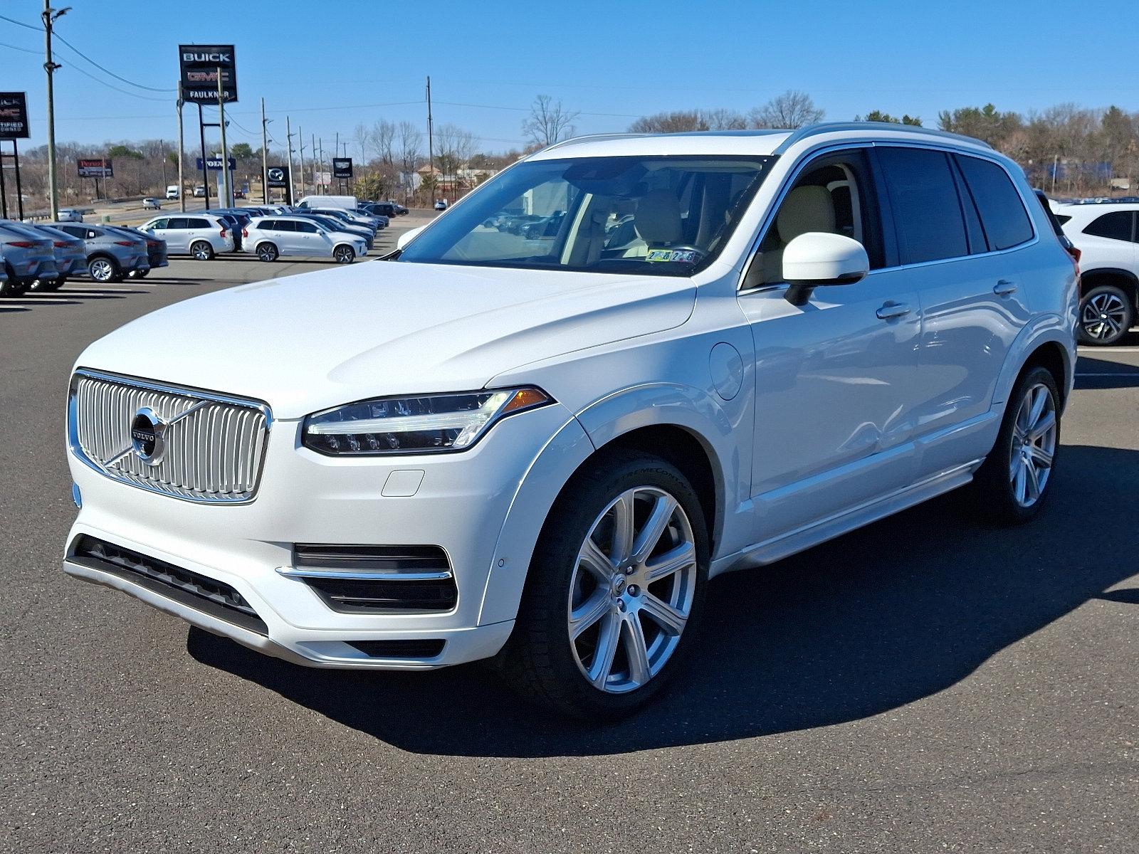2017 Volvo XC90 Vehicle Photo in Trevose, PA 19053