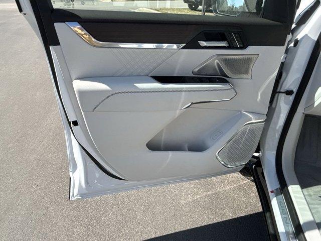 2025 GMC Acadia Vehicle Photo in ALBERTVILLE, AL 35950-0246