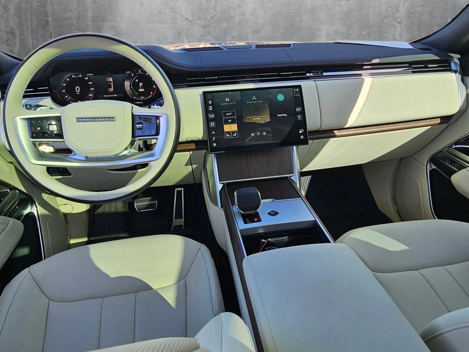 2025 Land Rover Range Rover Vehicle Photo in LAS VEGAS, NV 89146-3033