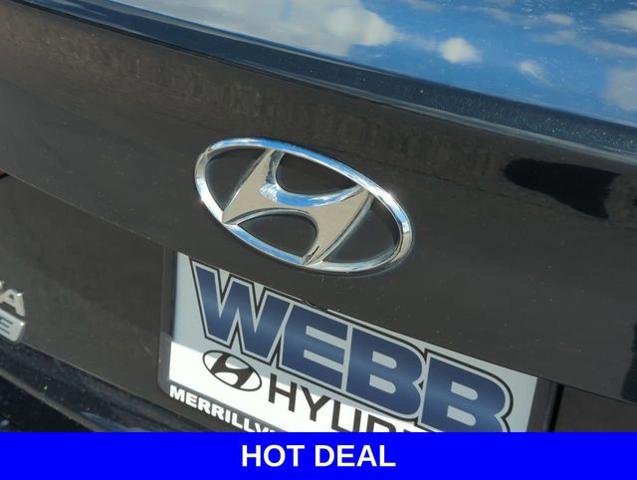 2017 Hyundai ELANTRA Vehicle Photo in Merrillville, IN 46410
