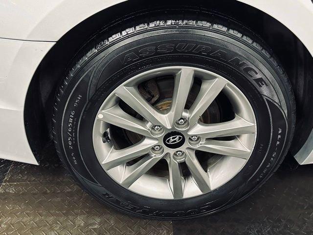 2017 Hyundai Sonata Vehicle Photo in MEDINA, OH 44256-9631