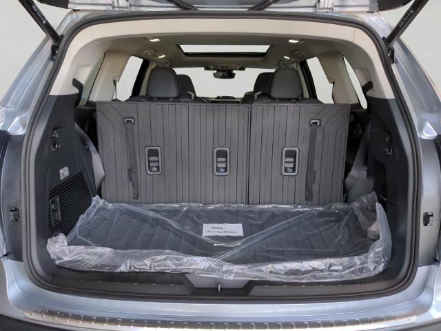 2024 Subaru Ascent Vehicle Photo in Green Bay, WI 54304