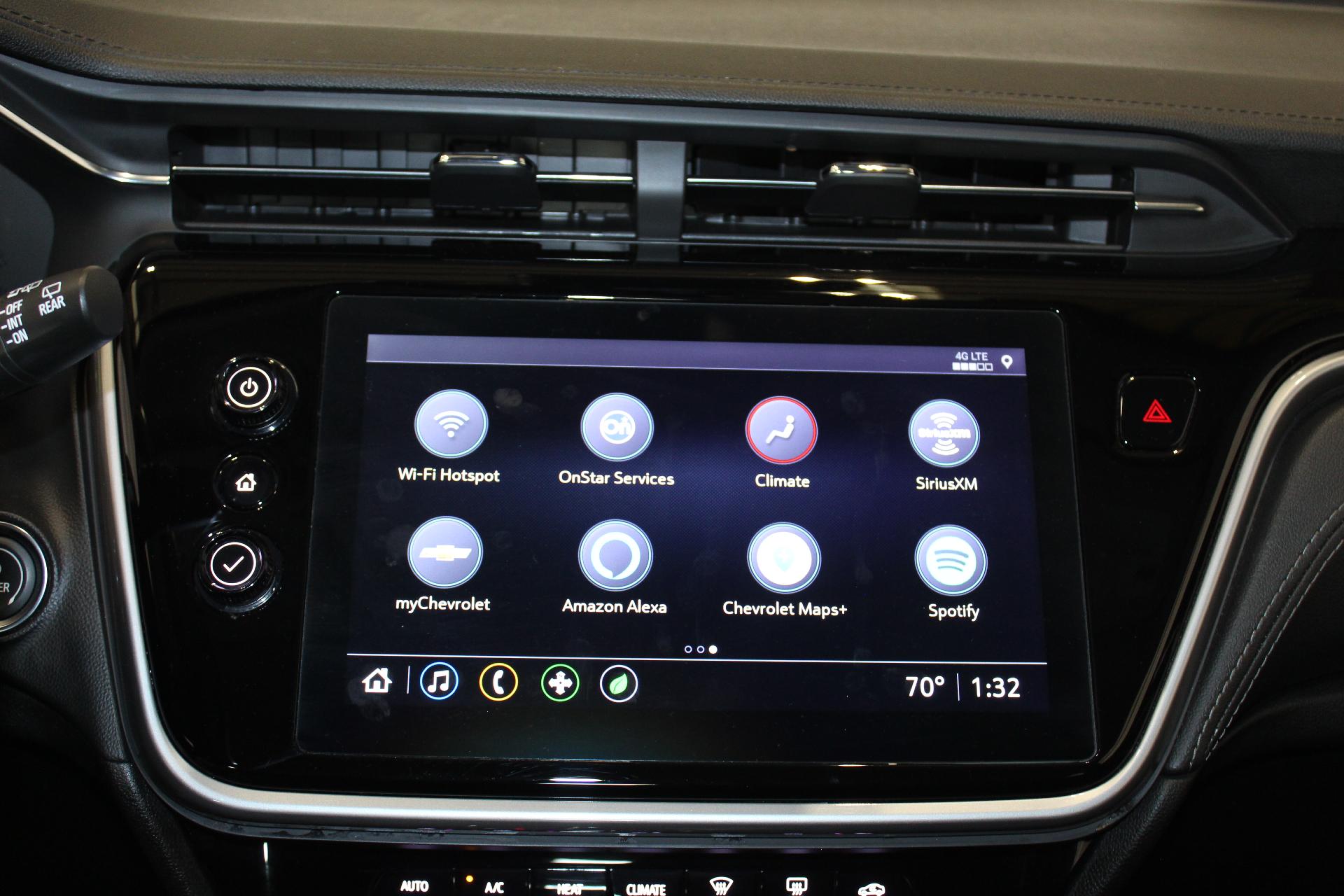 2022 Chevrolet Bolt EUV Vehicle Photo in NORTHAMPTON, MA 01060-1120