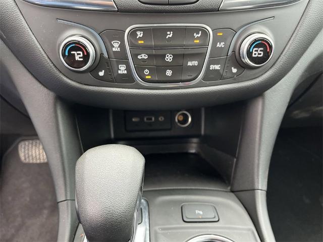 2022 Chevrolet Equinox Vehicle Photo in TULLY, NY 13159-3159