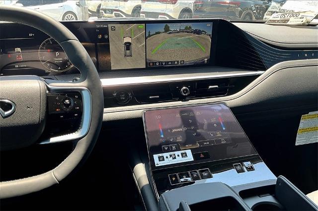 2025 INFINITI QX80 Vehicle Photo in San Antonio, TX 78230