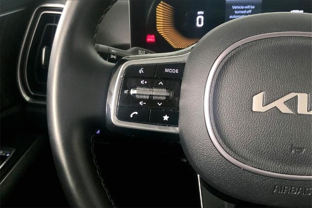 2024 Kia Sorento Vehicle Photo in Lees Summit, MO 64086