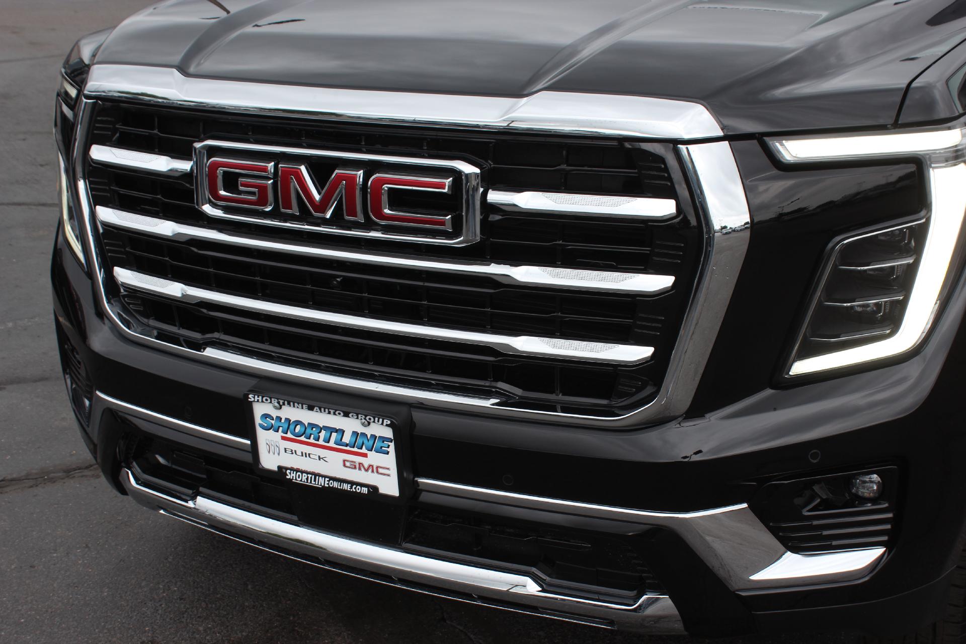 2025 GMC Yukon Vehicle Photo in AURORA, CO 80012-4011