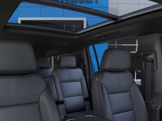 2025 Chevrolet Suburban Vehicle Photo in Roslyn, NY 11576