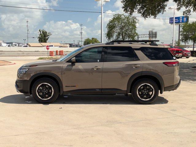 2023 Nissan Pathfinder Vehicle Photo in SELMA, TX 78154-1459
