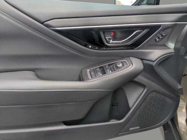 2025 Subaru Outback Vehicle Photo in Green Bay, WI 54304