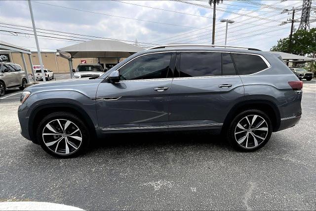 2024 Volkswagen Atlas Vehicle Photo in San Antonio, TX 78230
