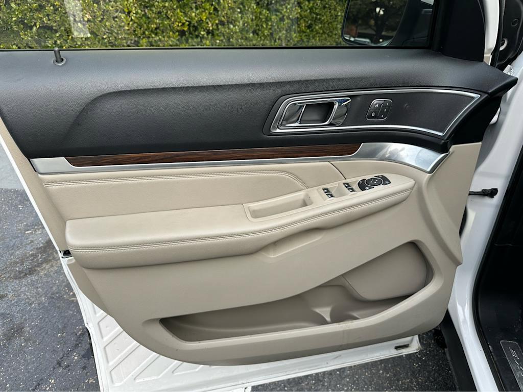 2018 Ford Explorer Vehicle Photo in DALLAS, TX 75209