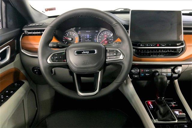 2023 Jeep Compass Vehicle Photo in KANSAS CITY, MO 64114-4502