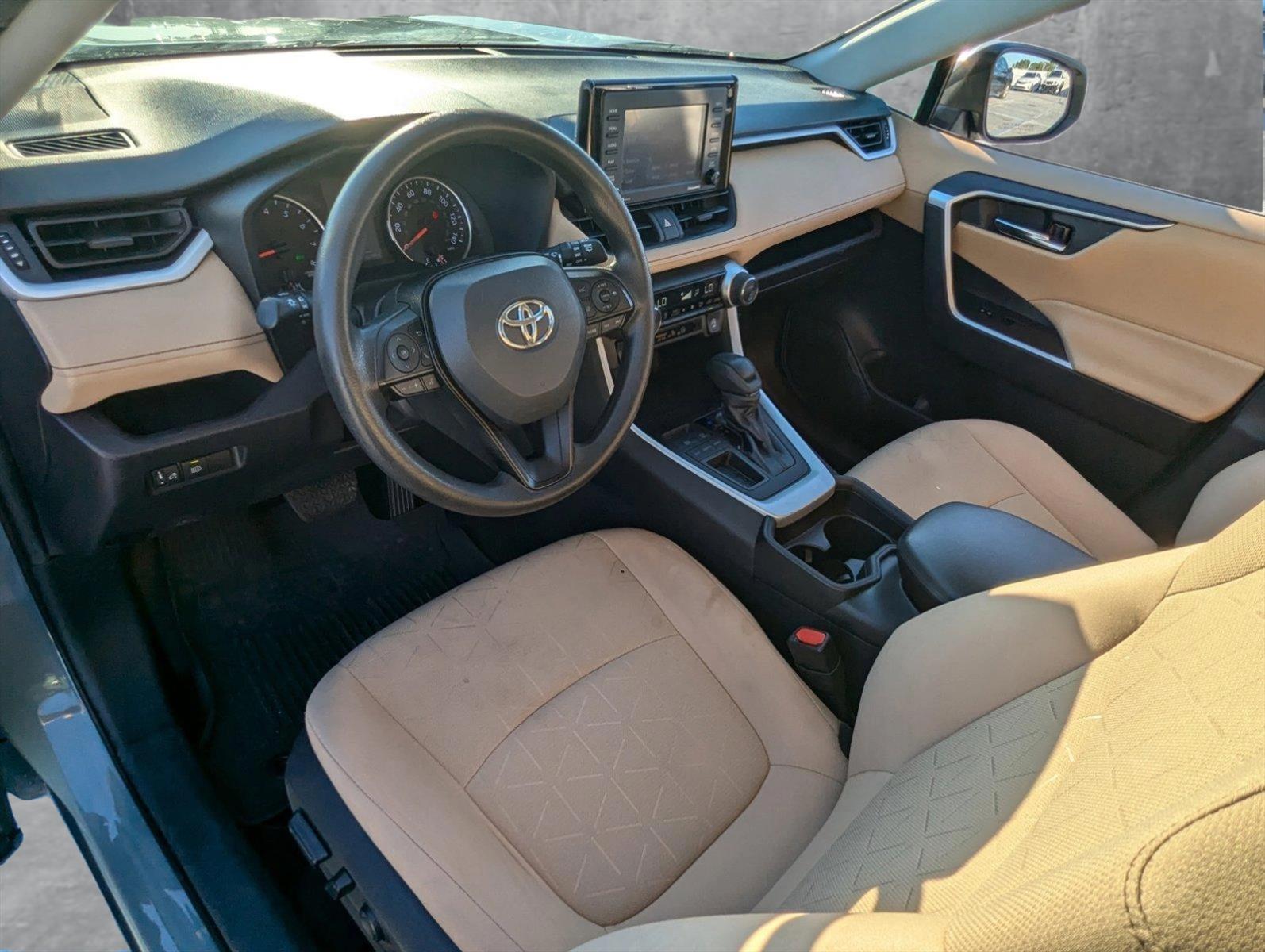 2021 Toyota RAV4 Vehicle Photo in Ft. Myers, FL 33907