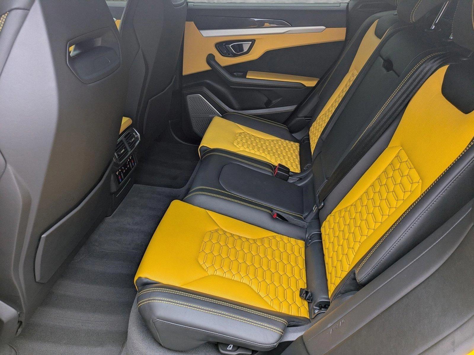 2020 Lamborghini Urus Vehicle Photo in Sarasota, FL 34231