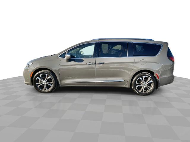 2022 Chrysler Pacifica Vehicle Photo in WILLIAMSVILLE, NY 14221-2883