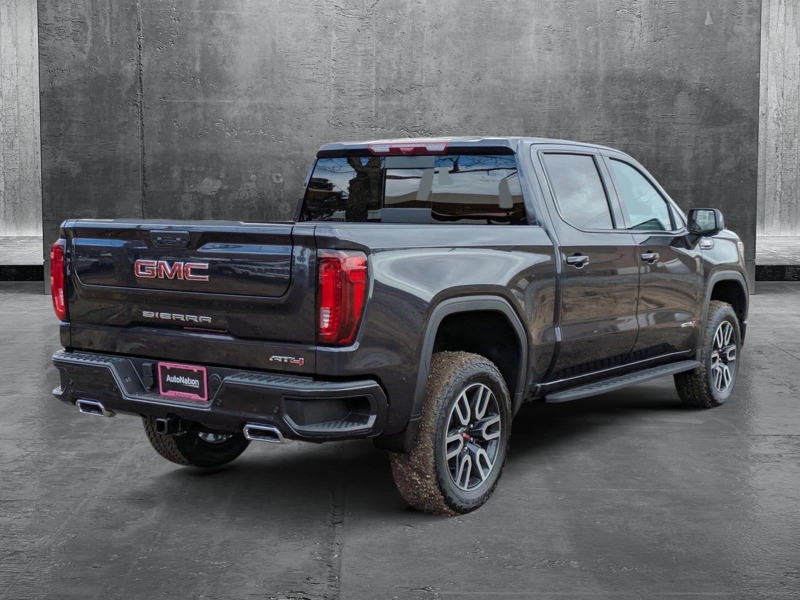 2025 GMC Sierra 1500 Vehicle Photo in GOLDEN, CO 80401-3850