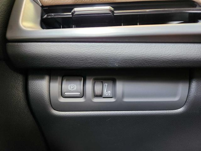 2025 Cadillac XT4 Vehicle Photo in HOUSTON, TX 77079