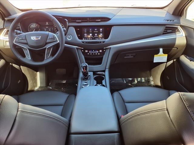 2025 Cadillac XT5 Vehicle Photo in TAMPA, FL 33612-3404