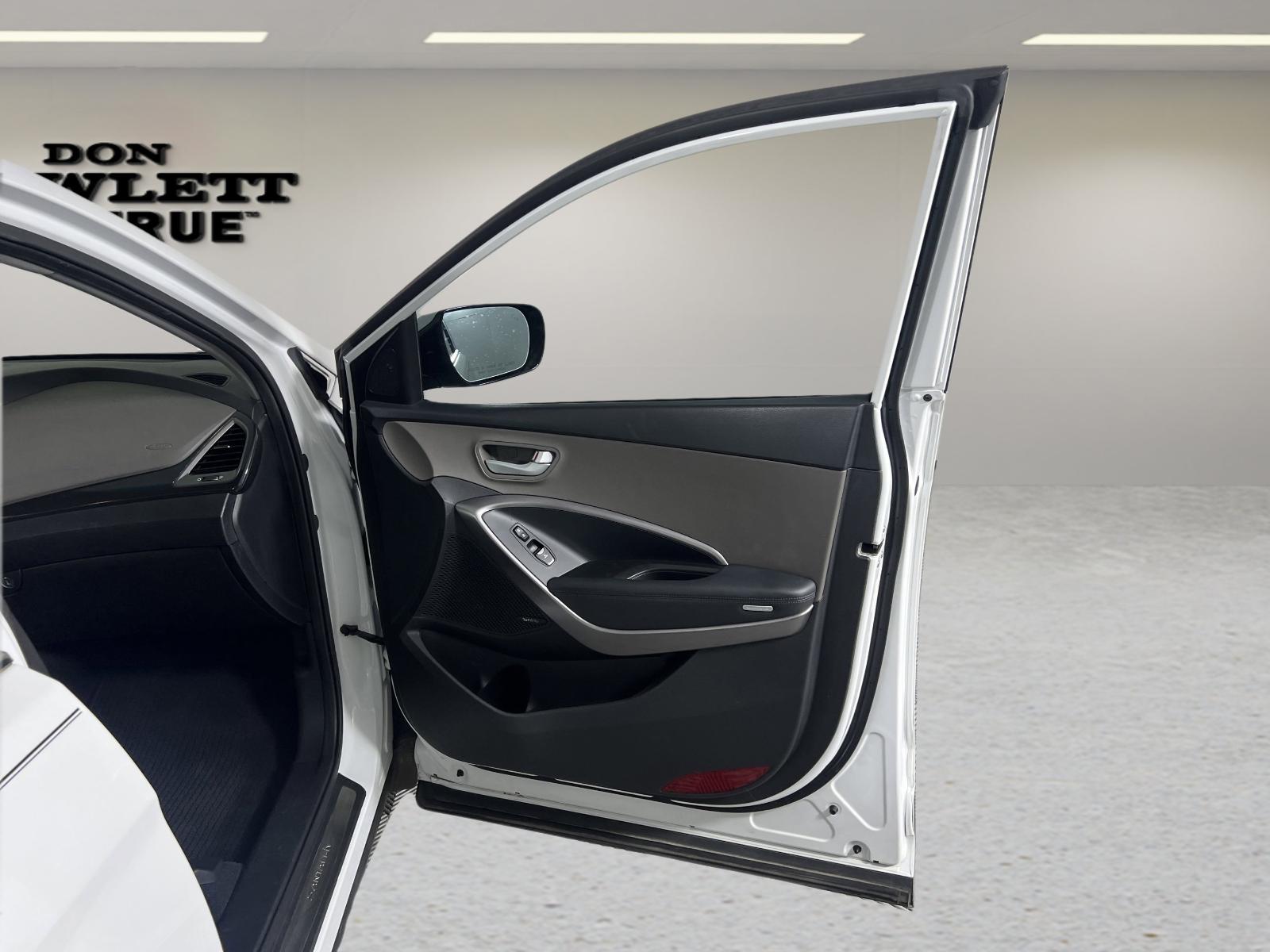 2015 Hyundai Santa Fe Sport Vehicle Photo in GEORGETOWN, TX 78626-7508