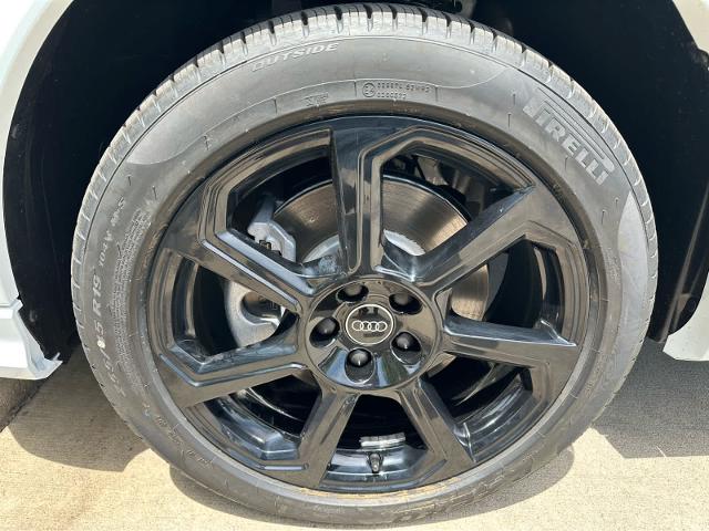 2025 Audi Q3 Vehicle Photo in HOUSTON, TX 77090