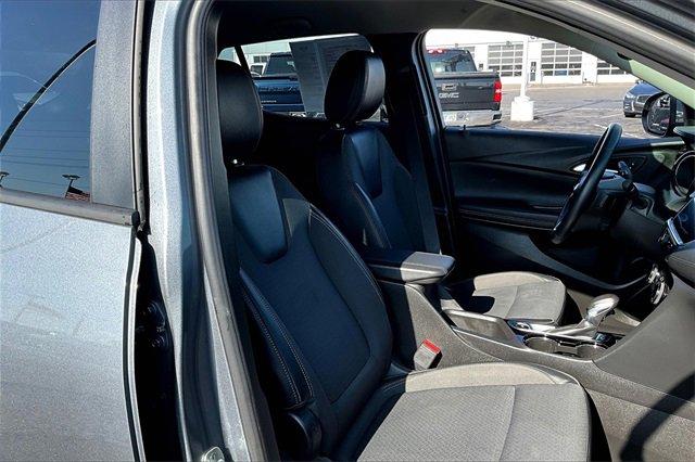 2021 Buick Encore GX Vehicle Photo in TOPEKA, KS 66609-0000