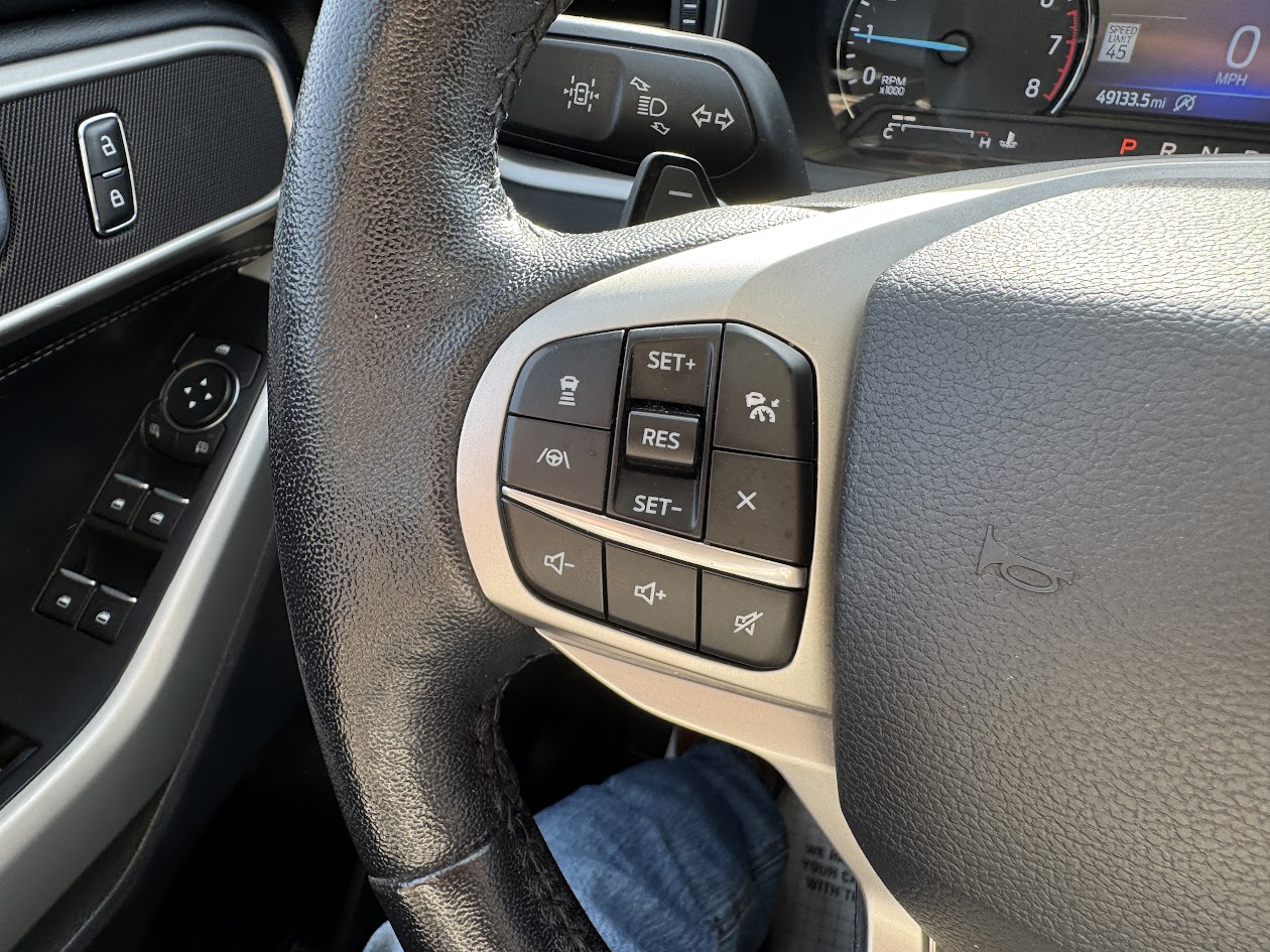 2021 Ford Explorer Vehicle Photo in BOONVILLE, IN 47601-9633