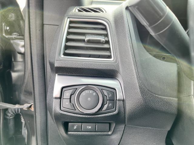 2019 Ford Explorer Vehicle Photo in MASSENA, NY 13662-2255