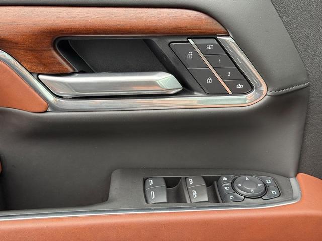 2025 GMC Sierra 2500 HD Vehicle Photo in COLUMBIA, MO 65203-3903