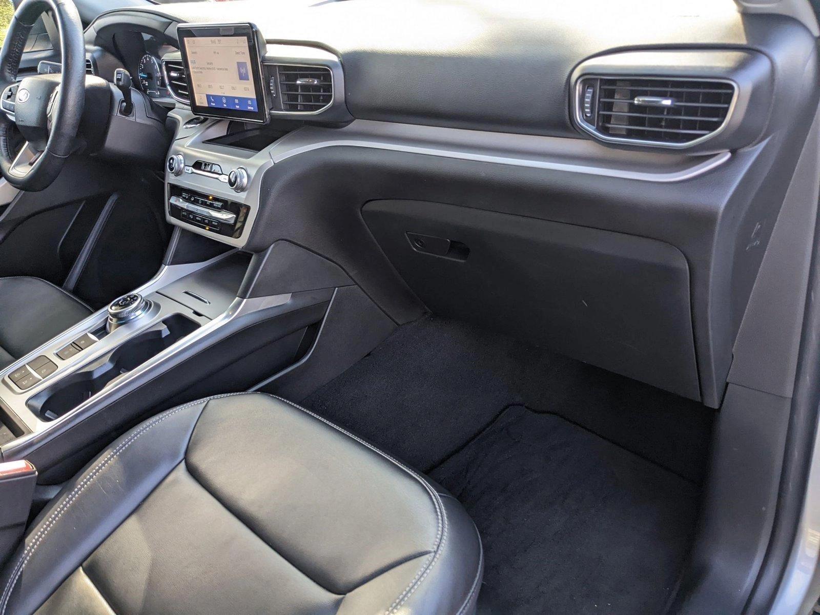 2023 Ford Explorer Vehicle Photo in Jacksonville, FL 32256