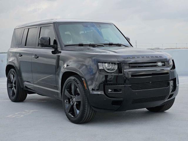 2025 Defender Vehicle Photo in AUSTIN, TX 78717