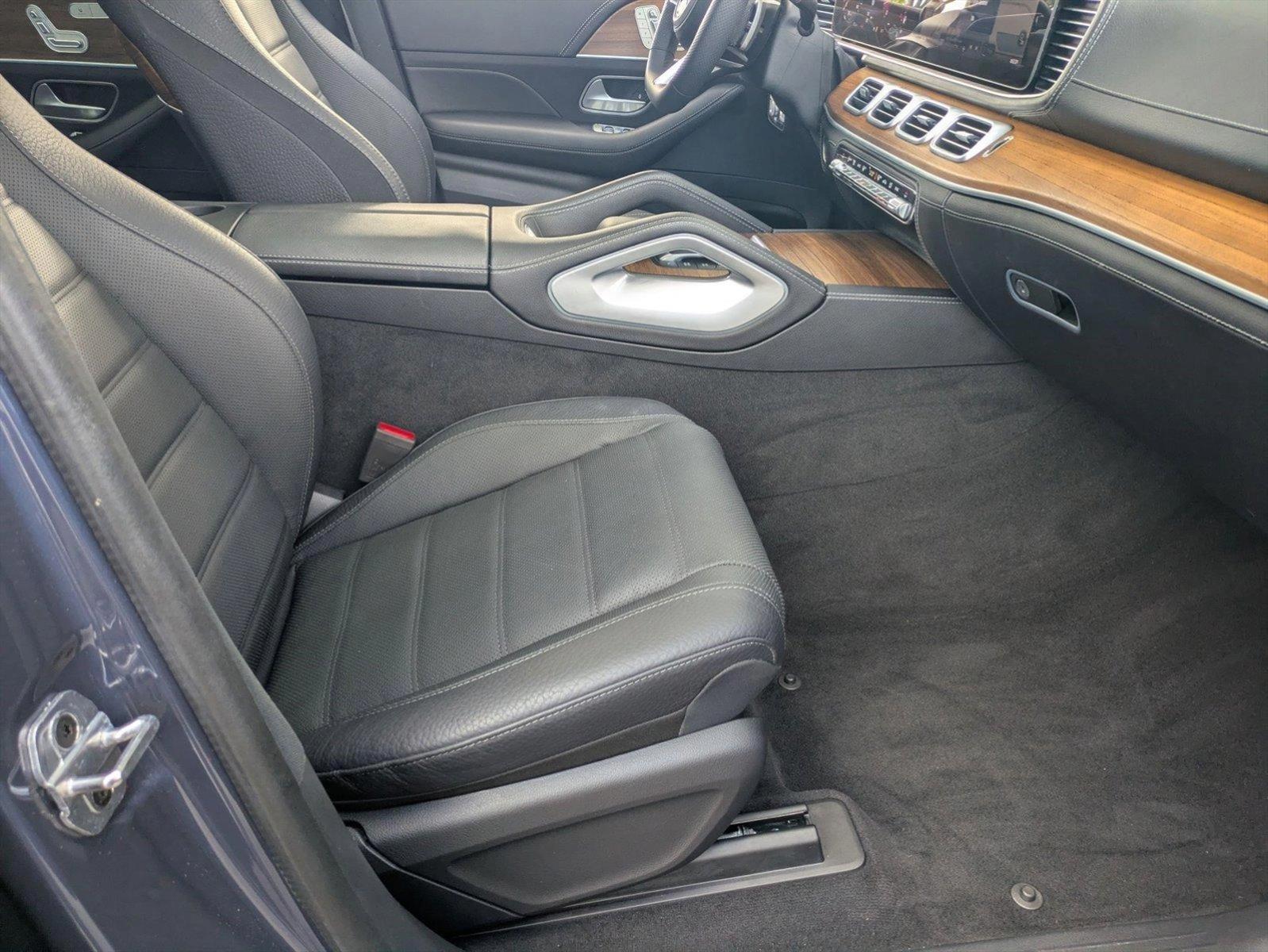 2024 Mercedes-Benz GLS Vehicle Photo in Coconut Creek, FL 33073