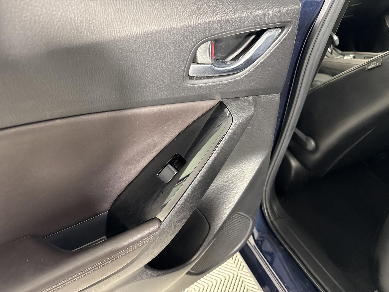 2018 Mazda Mazda3 5-Door Vehicle Photo in Georgetown, TX 78626