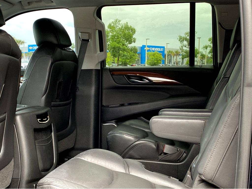 2019 Cadillac Escalade ESV Vehicle Photo in POOLER, GA 31322-3252