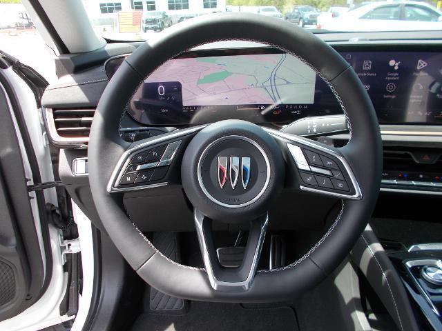 2025 Buick Envision Vehicle Photo in LOWELL, MA 01852-4336