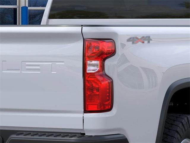 2025 Chevrolet Silverado 2500 HD Vehicle Photo in ENGLEWOOD, CO 80113-6708