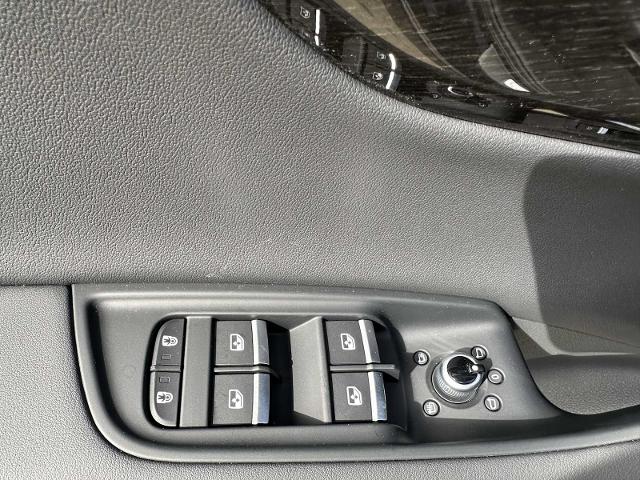 2025 Audi Q7 Vehicle Photo in HOUSTON, TX 77090