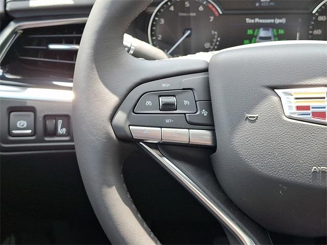 2025 Cadillac XT6 Vehicle Photo in ALLENTOWN, PA 18103-7399