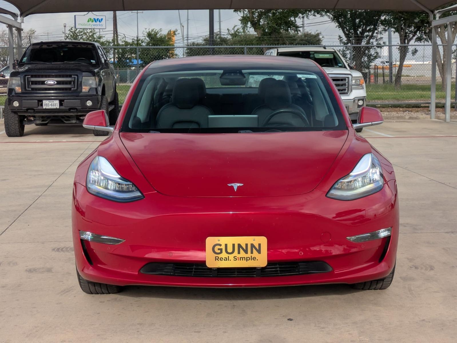 2018 Tesla Model 3 Vehicle Photo in SELMA, TX 78154-1460