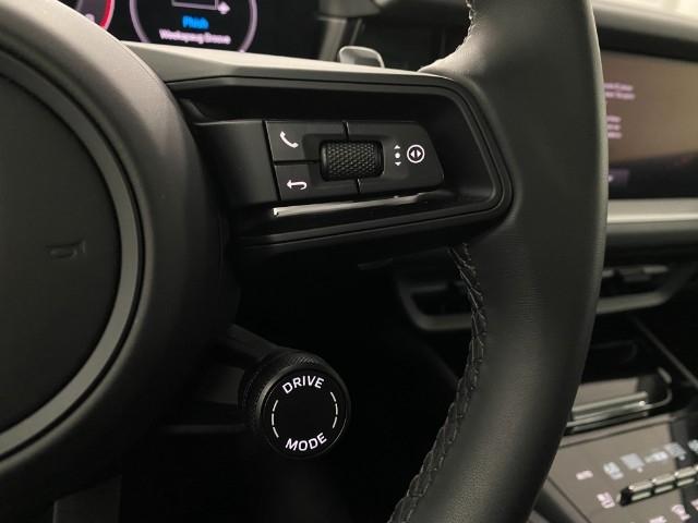 2024 Porsche Cayenne Vehicle Photo in Appleton, WI 54913