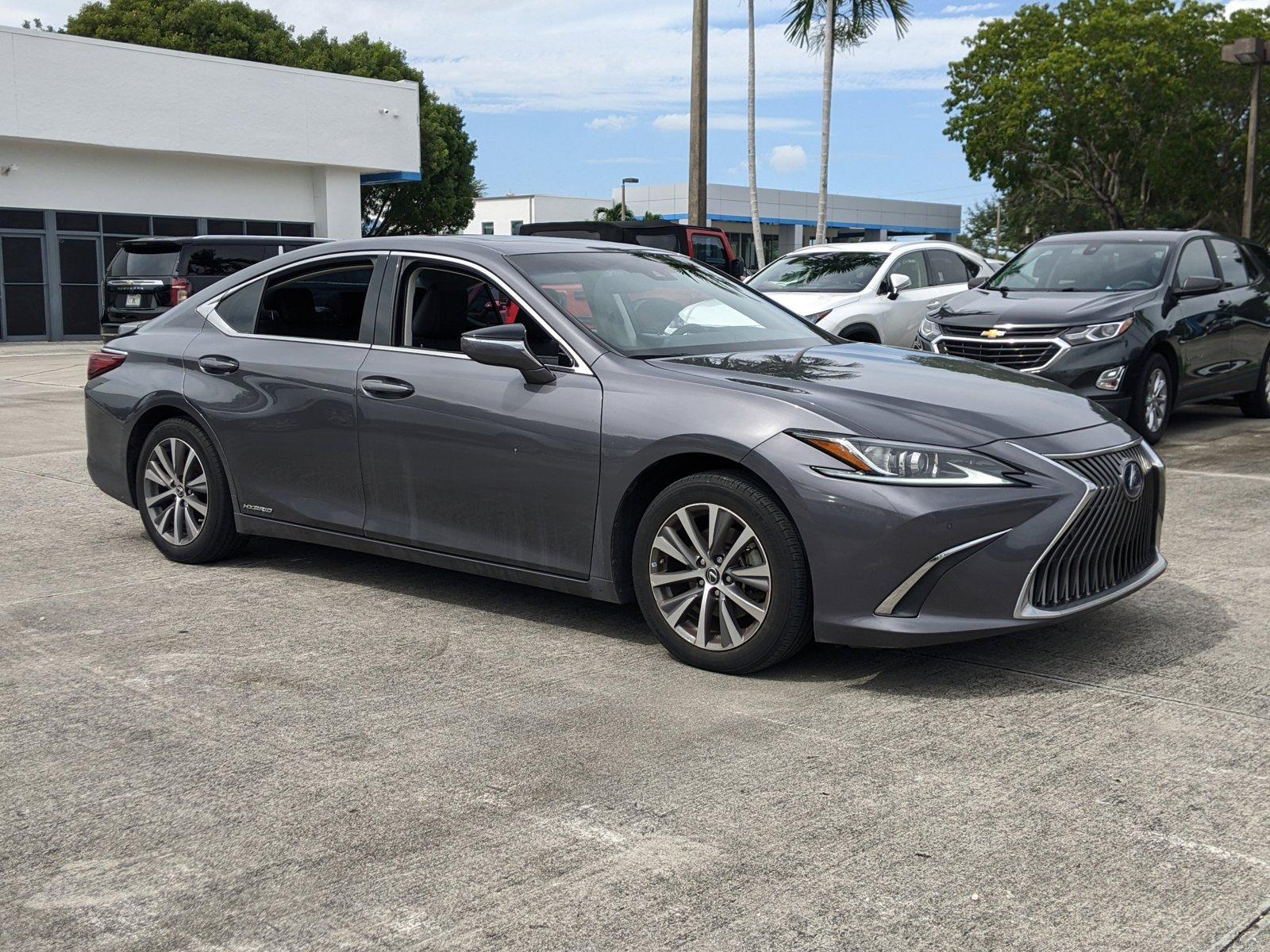 2020 Lexus ES Vehicle Photo in PEMBROKE PINES, FL 33024-6534