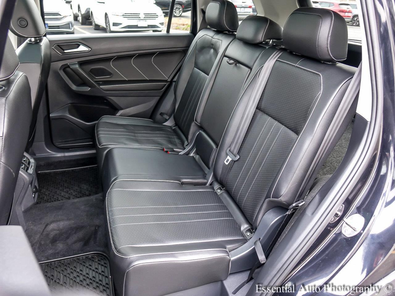 2022 Volkswagen Tiguan Vehicle Photo in Saint Charles, IL 60174