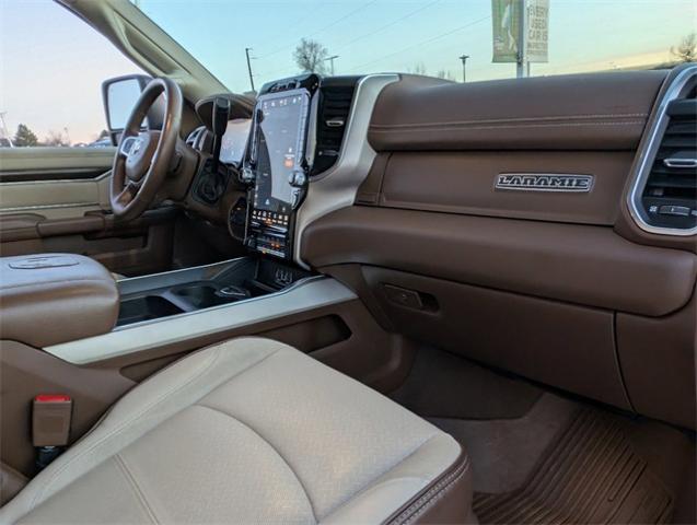 2024 Chevrolet Colorado Vehicle Photo in ENGLEWOOD, CO 80113-6708