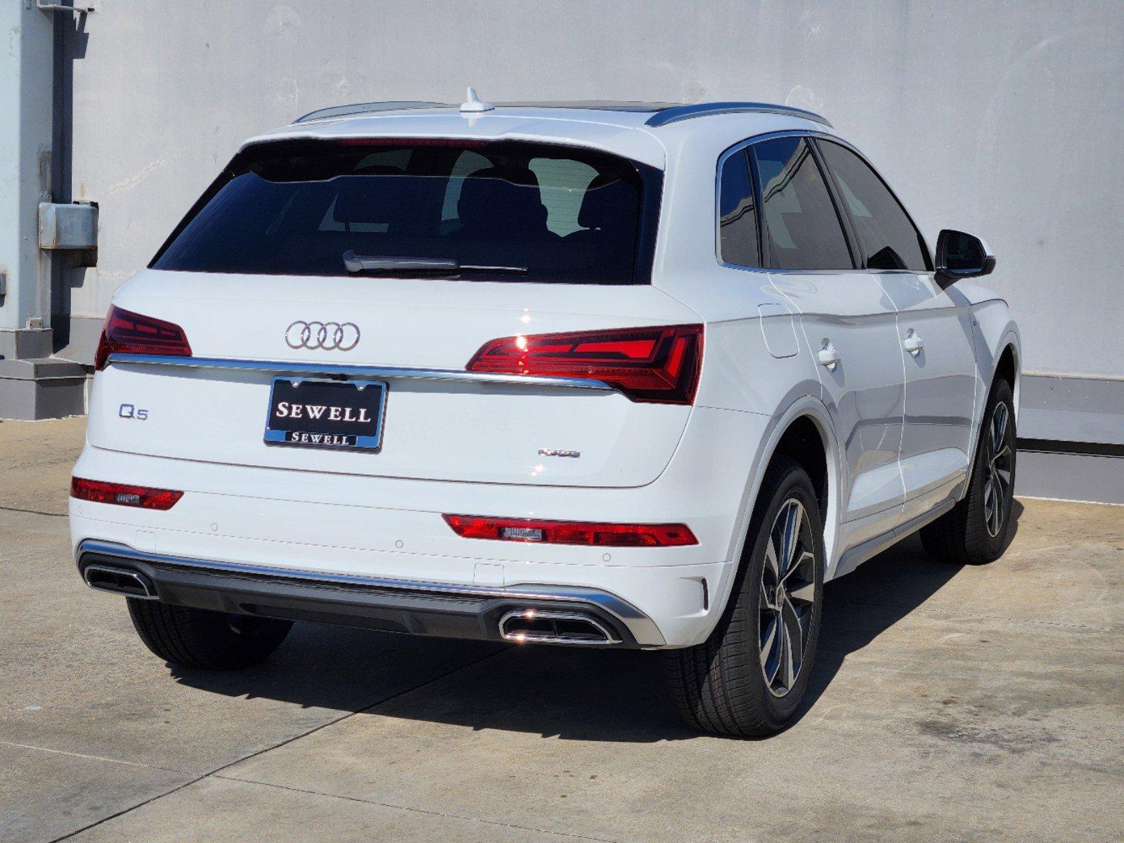 2025 Audi Q5 Vehicle Photo in SUGAR LAND, TX 77478