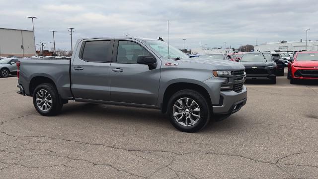 Used 2021 Chevrolet Silverado 1500 RST with VIN 1GCUYEED3MZ412093 for sale in Sterling Heights, MI