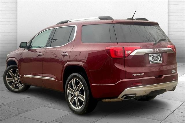 2017 GMC Acadia Vehicle Photo in KANSAS CITY, MO 64114-4545