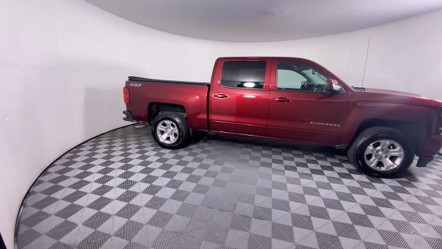 Used 2016 Chevrolet Silverado 1500 LT with VIN 3GCUKREC9GG380044 for sale in Ballwin, MO