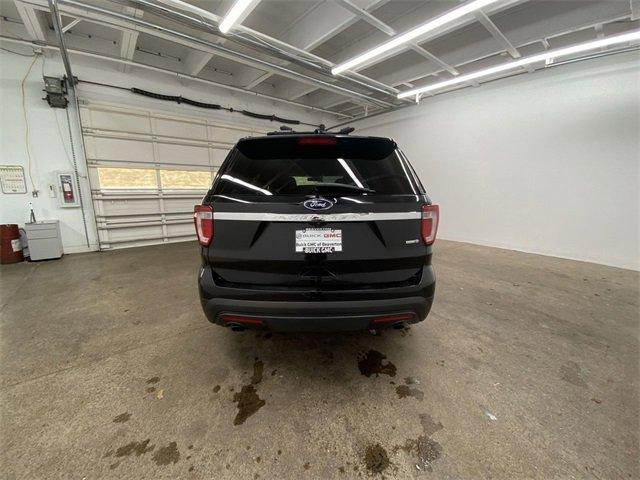 2017 Ford Explorer Vehicle Photo in PORTLAND, OR 97225-3518