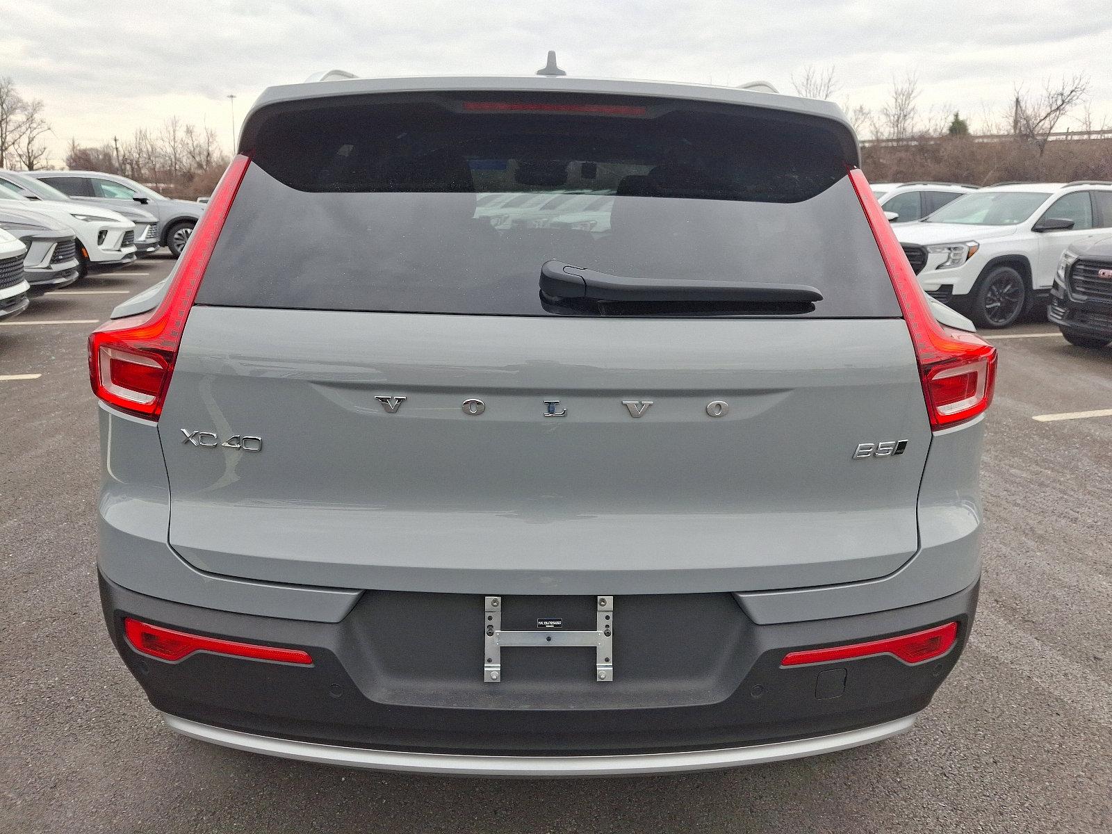 2025 Volvo XC40 Vehicle Photo in Trevose, PA 19053