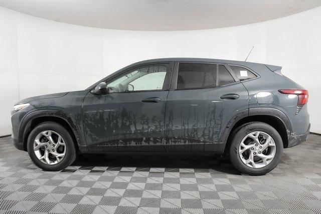 2025 Chevrolet Trax Vehicle Photo in PUYALLUP, WA 98371-4149